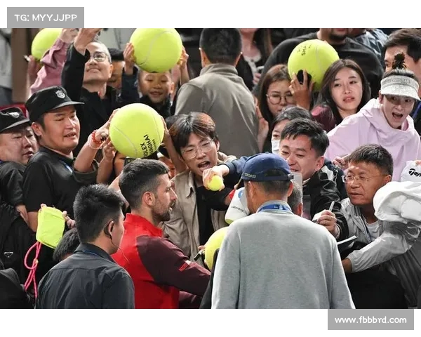 网球比赛网络投票热潮兴起 粉丝参与度持续攀升推动赛事互动新趋势 网球比赛网络投票热潮兴起 粉丝参与度持续攀升推动赛事互动新趋势