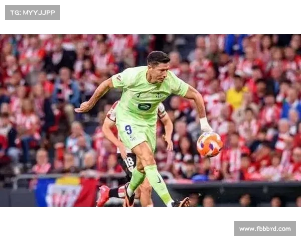 沙特多家俱乐部求购莱万 巴萨若收到报价将不强留球员